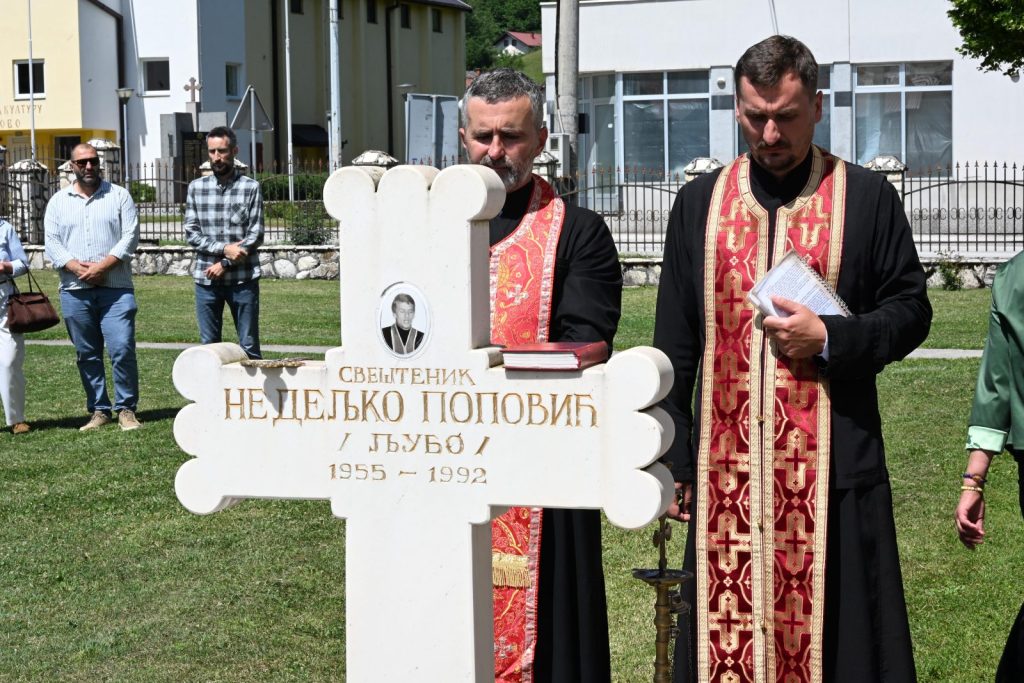 У Трнову обиљежене 34 године од мученичког страдања свештеника Недељка Поповића